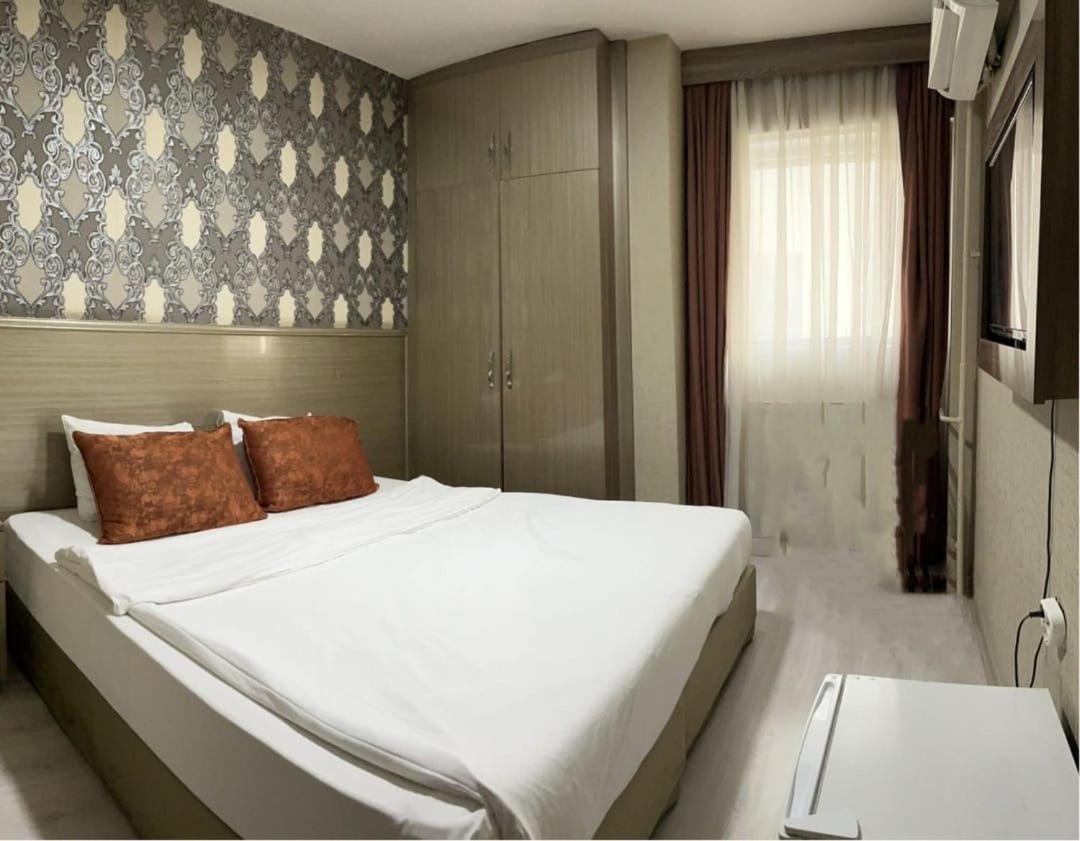Hotel Metro İzmir Buitenkant foto