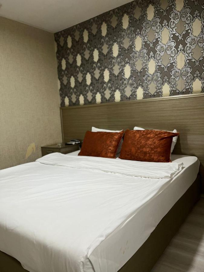 Hotel Metro İzmir Buitenkant foto