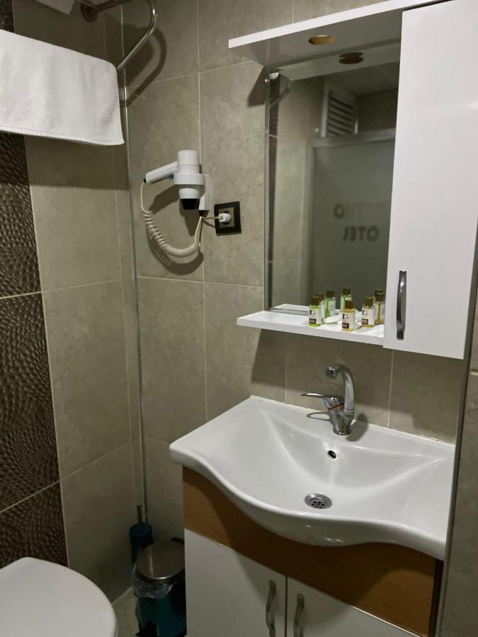 Hotel Metro İzmir Buitenkant foto
